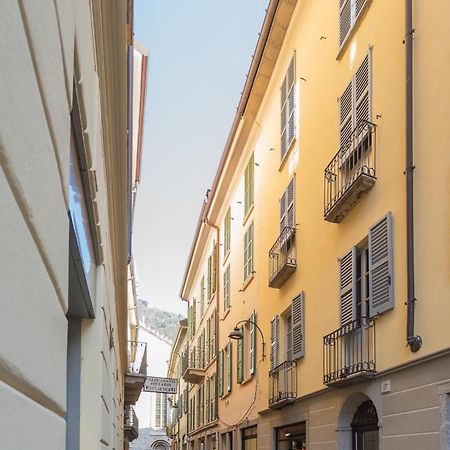 Modern & Stylish Apartment In Como City By Rent All Como Exterior photo